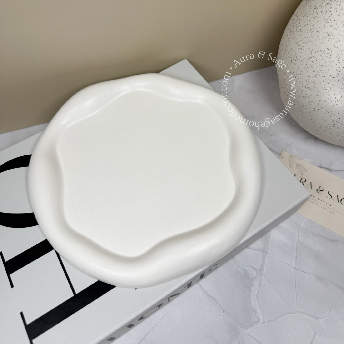 Asymmetrical Cloud Tray | Round Trinket Tray