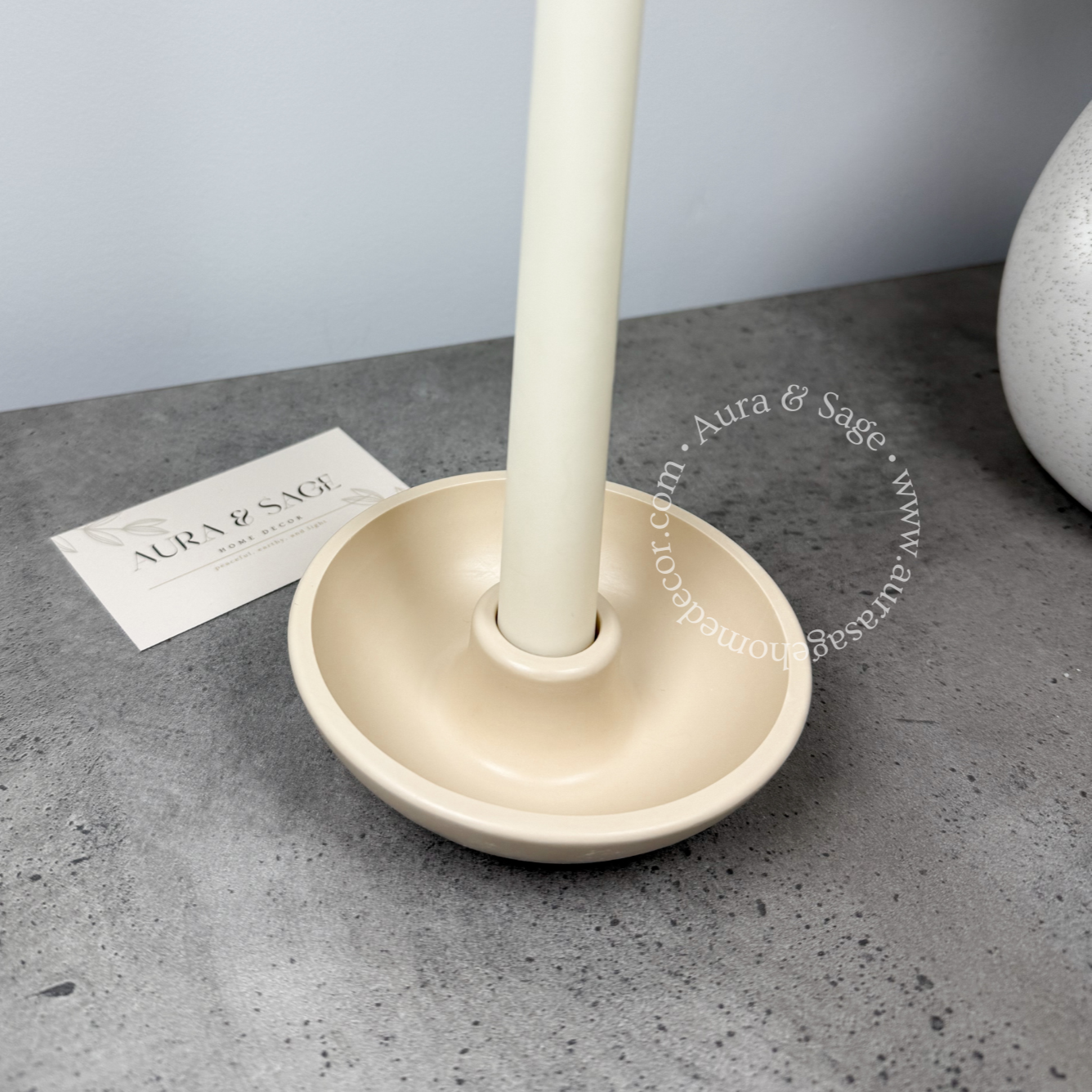 Round Taper Candle Holder