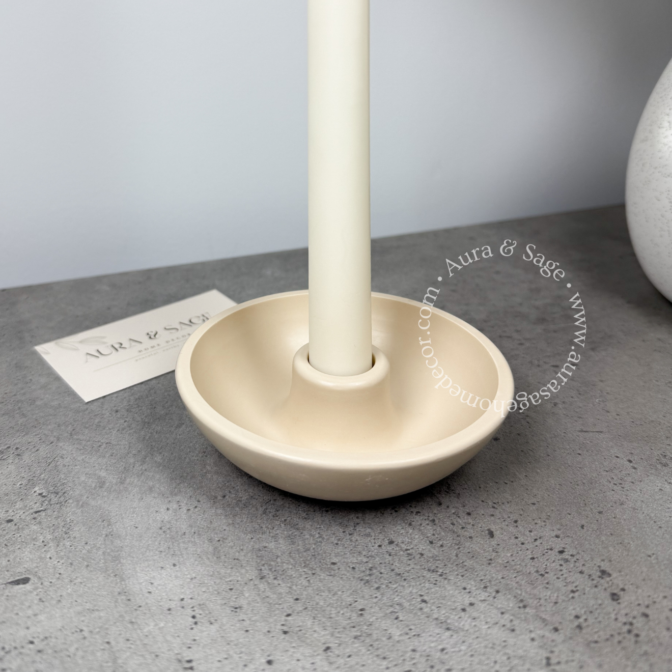 Round Taper Candle Holder
