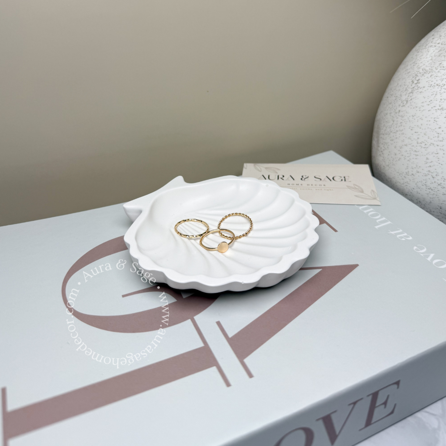 Round Shell Decorative Tray | Jewelry Holder | Trinket Bowl