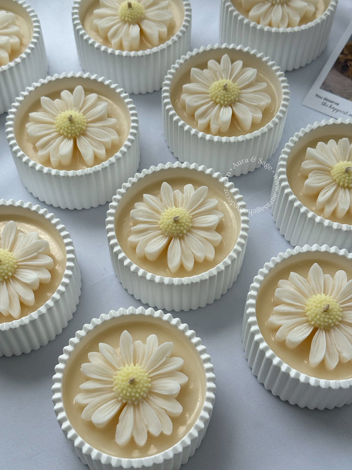 Daisy Flower Candle – Scented Soy Wax Floral Container Candle