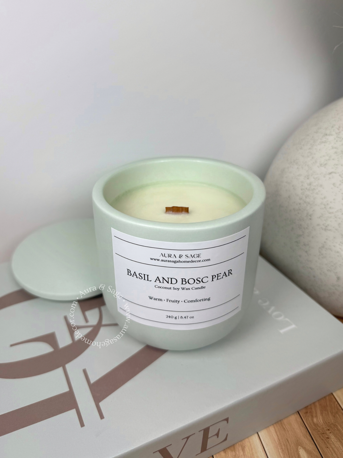 Basil & Bosc Pear Scented Candle | Autumn Reverie Collection