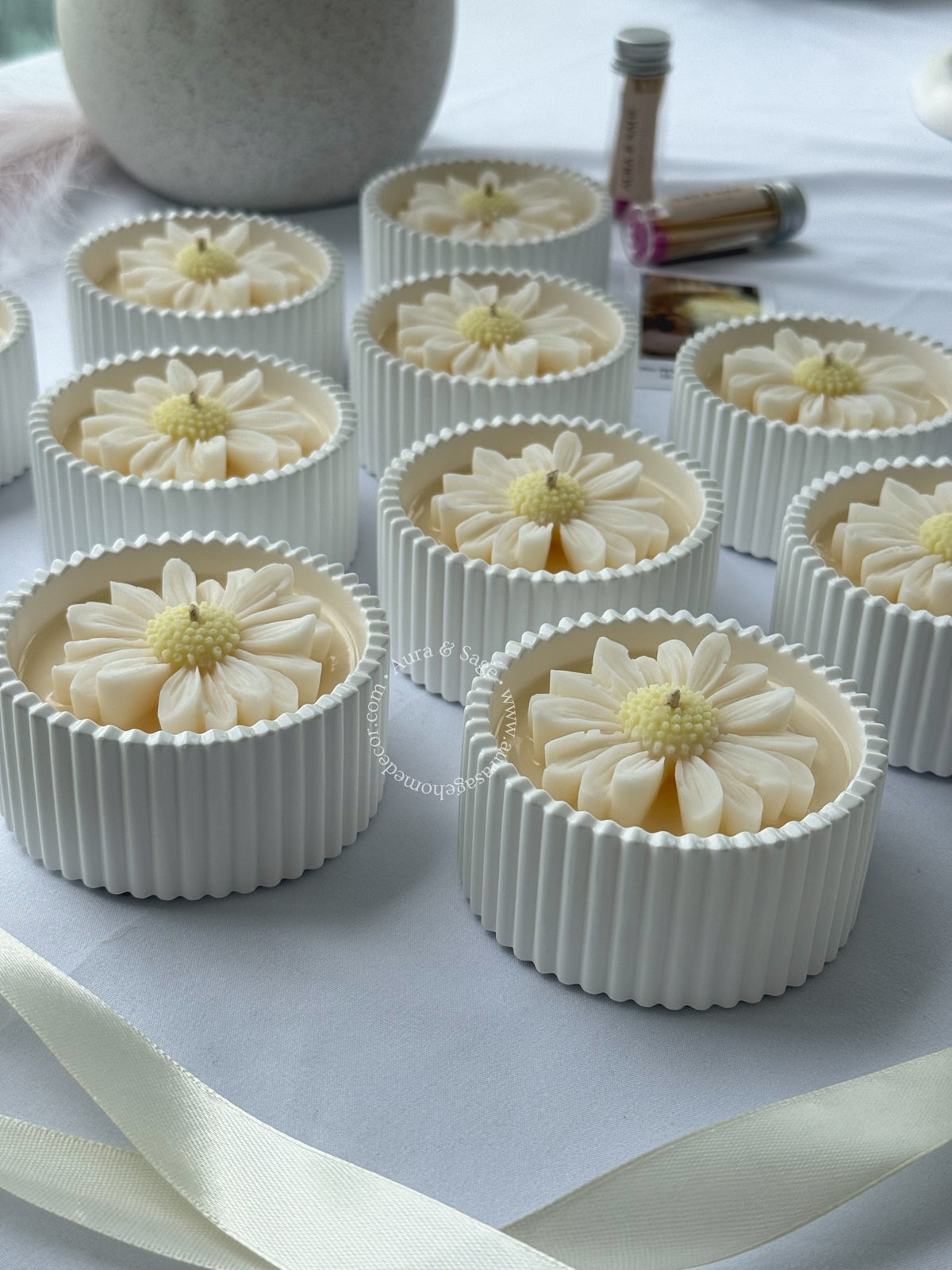 Daisy Flower Candle – Scented Soy Wax Floral Container Candle