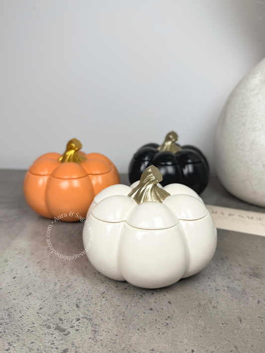 Baby Boo Pumpkin | Scented Coconut-Soy Wax Candle