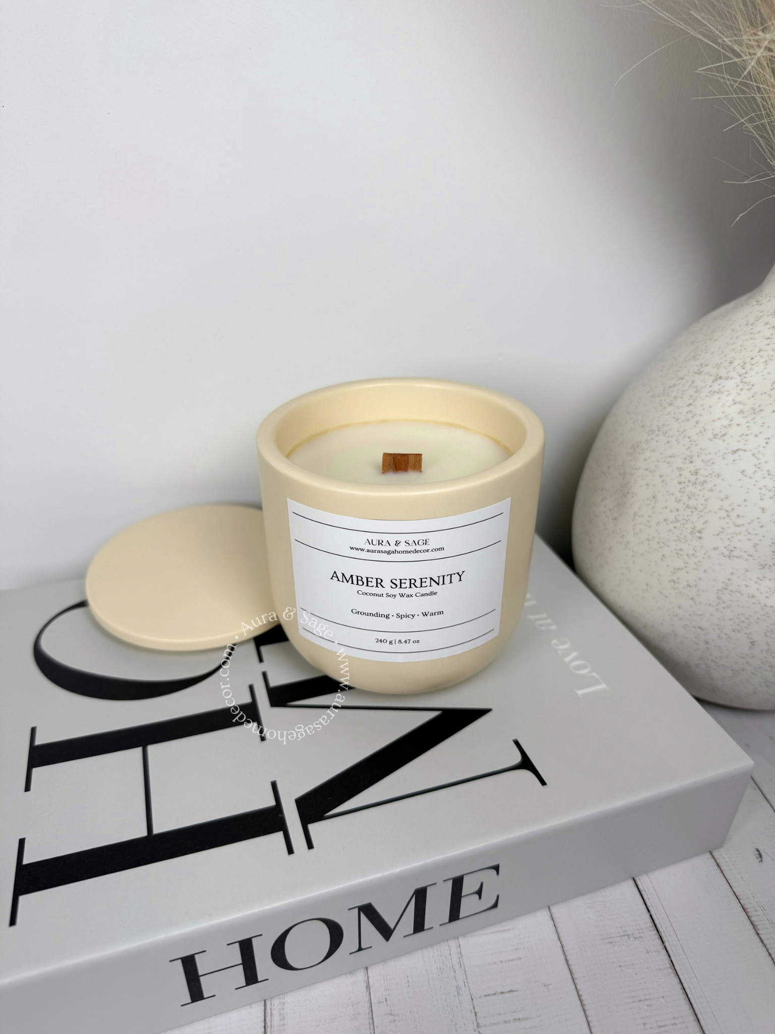 Scented candle in Jesmonite jar with lid.