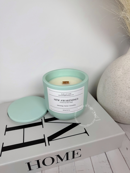 Scented candle in Jesmonite jar with lid.