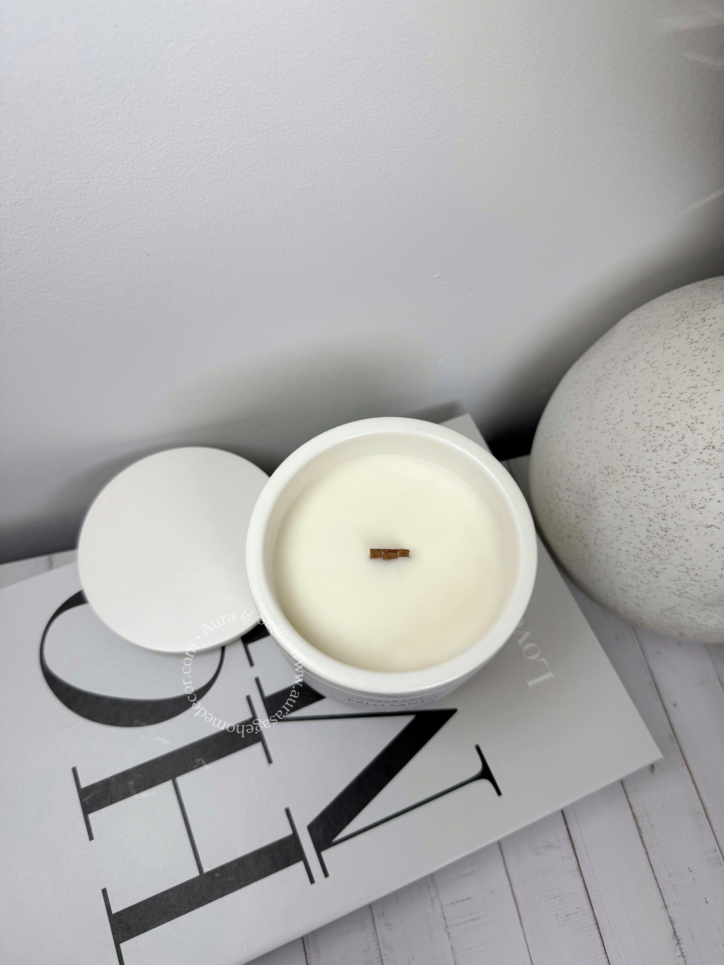 Scented candle in Jesmonite jar with lid.